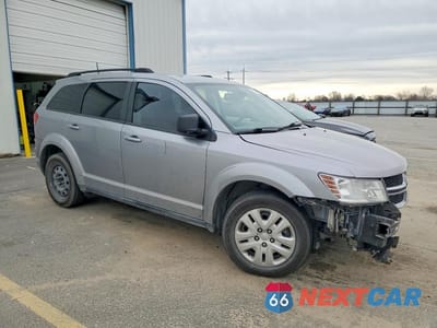 Czwarte zdjęcie samochodu z boku: 2020 DODGE JOURNEY SE VIN:3C4PDCAB1LT202423 - miniatura