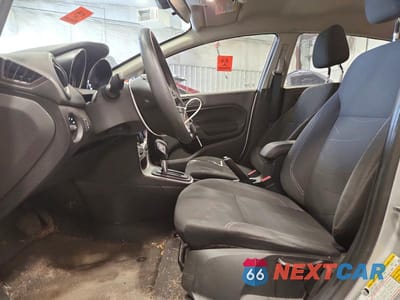 Zdjęcie 7 z 11 samochodu: 2017 FORD FIESTA SE VIN:3FADP4EJ7HM112704 - miniatura