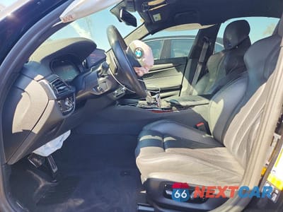Zdjęcie 7 z 12 samochodu: 2023 BMW M5 VIN:WBS83CH08PCL28431 - miniatura