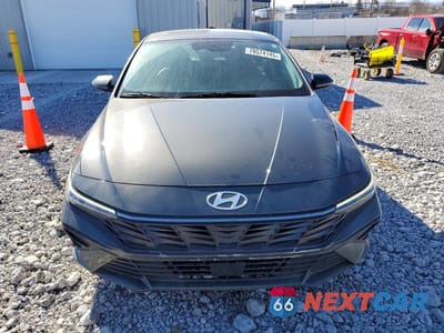 Piąte zdjęcie samochodu w środku: 2024 HYUNDAI ELANTRA HYBRID LIMITED VIN:KMHLN4DJ8RU102138 - miniatura