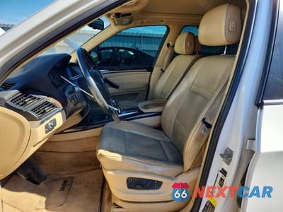 Zdjęcie 7 z 12 samochodu: 2011 BMW X5 XDRIVE35I VIN:5UXZV4C55BL404130 - miniatura