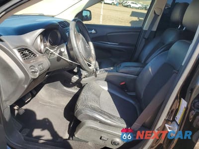 Zdjęcie 7 z 13 samochodu: 2018 DODGE JOURNEY CROSSROAD VIN:3C4PDCGG2JT172218 - miniatura