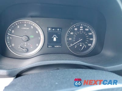 Zdjęcie 9 z 12 samochodu: 2016 HYUNDAI TUCSON SE VIN:KM8J3CA44GU114872 - miniatura