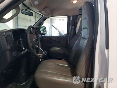 Zdjęcie 7 z 13 samochodu: 2023 GMC SAVANA G2500 VIN:1GTW7BFP8P1134362 - miniatura