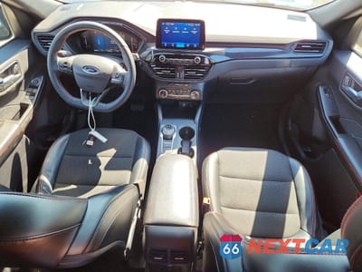 Zdjęcie 8 z 13 samochodu: 2025 FORD ESCAPE ST LINE VIN:1FMCU9MN6SUA84277 - miniatura