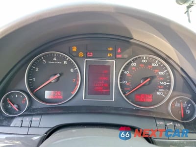 Zdjęcie 9 z 11 samochodu: 2004 AUDI A4 1.8T QUATTRO VIN:WAULC68E14A235690 - miniatura