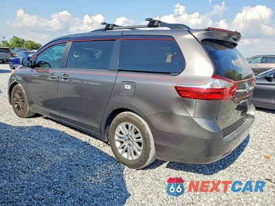 Drugie zdjęcie samochodu z przodu: 2017 TOYOTA SIENNA XLE 8-PASSENGER VIN:5TDYZ3DC2HS864068 - miniatura