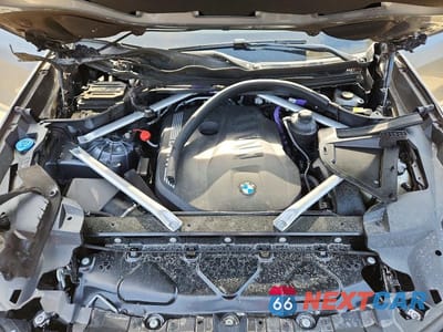 Zdjęcie 12 z 12 samochodu: 2025 BMW X7 XDRIVE40I VIN:5UX23EM06S9X07186 - miniatura