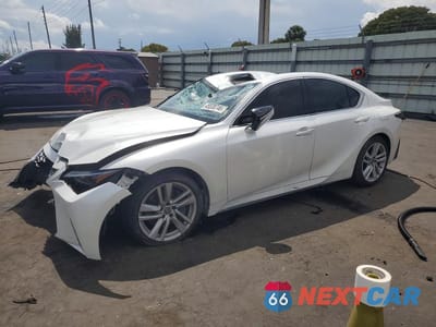 2024 LEXUS IS 300 BASE JTHCA1D28R5132725 - główne zdjęcie licytacji z USA - miniatura