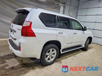 Trzecie zdjęcie samochodu z tyłu: 2013 LEXUS GX 460 BASE VIN:JTJBM7FX1D5058926 - miniatura