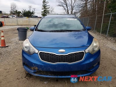 Piąte zdjęcie samochodu w środku: 2014 KIA FORTE EX VIN:KNAFX4A82E5058247 - miniatura