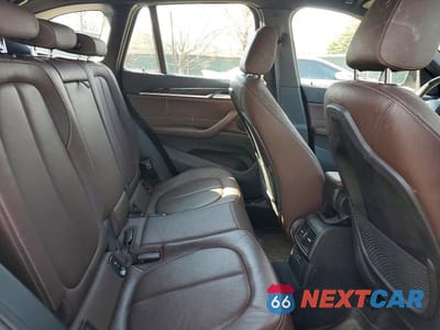 Zdjęcie 10 z 12 samochodu: 2021 BMW X1 XDRIVE28I VIN:WBXJG9C02M5S18274 - miniatura