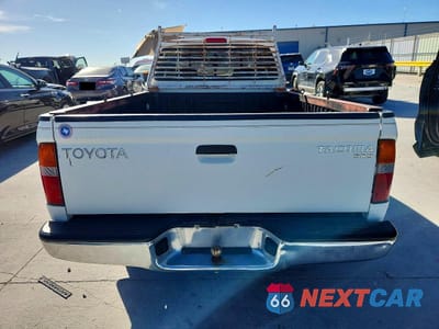 Zdjęcie 6 z 13 samochodu: 1998 TOYOTA TACOMA BASE VIN:4TAVL52NXWZ112033 - miniatura