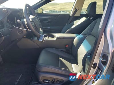 Zdjęcie 7 z 12 samochodu: 2024 LEXUS ES 300H BASE VIN:58ADA1C14RU040942 - miniatura