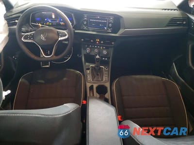 Zdjęcie 8 z 12 samochodu: 2024 VOLKSWAGEN JETTA SPORT VIN:3VWBM7BU9RM025945 - miniatura