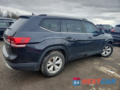 Trzecie zdjęcie samochodu z tyłu: 2018 VOLKSWAGEN ATLAS SE VIN:1V2LR2CA2JC531959 - miniatura