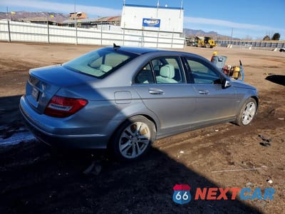 Trzecie zdjęcie samochodu z tyłu: 2012 MERCEDES-BENZ C 250 VIN:WDDGF4HBXCA656186 - miniatura