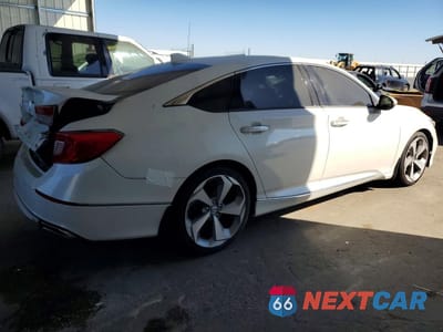 Trzecie zdjęcie samochodu z tyłu: 2018 HONDA ACCORD TOURING VIN:1HGCV1F95JA013432 - miniatura