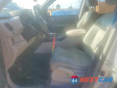 Zdjęcie 7 z 12 samochodu: 2011 HONDA PILOT LX VIN:5FNYF3H27BB044381 - miniatura