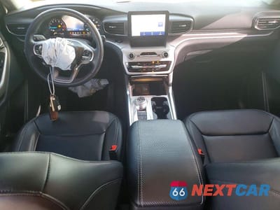 Zdjęcie 8 z 13 samochodu: 2023 FORD EXPLORER XLT VIN:1FMSK7DH7PGB77041 - miniatura