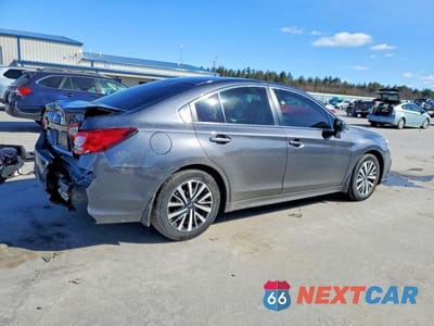 Trzecie zdjęcie samochodu z tyłu: 2018 SUBARU LEGACY 2.5I VIN:4S3BNAB69J3042720 - miniatura