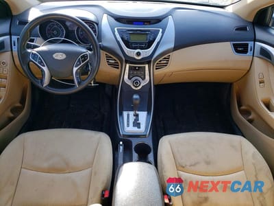Zdjęcie 8 z 11 samochodu: 2012 HYUNDAI ELANTRA GLS VIN:KMHDH4AE9CU250244 - miniatura
