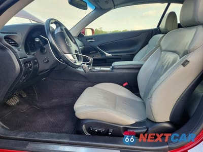 Zdjęcie 7 z 13 samochodu: 2012 LEXUS IS 250C BASE VIN:JTHFF2C28C2526675 - miniatura