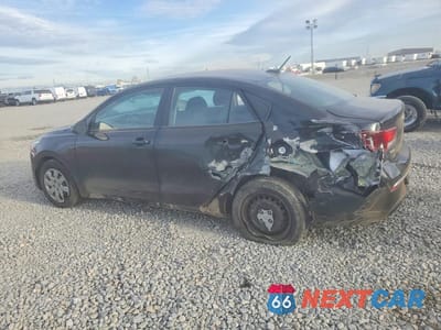 Drugie zdjęcie samochodu z przodu: 2021 KIA RIO S VIN:3KPA24AD4ME428769 - miniatura