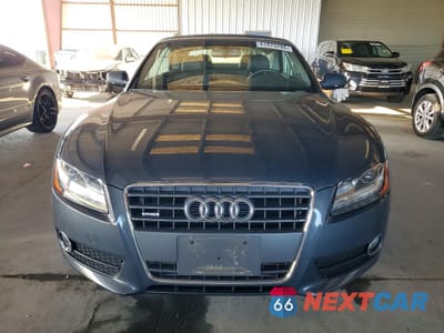 Piąte zdjęcie samochodu w środku: 2010 AUDI A5 PREMIUM PLUS VIN:WAULFAFH9AN023437 - miniatura