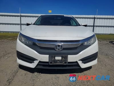Piąte zdjęcie samochodu w środku: 2018 HONDA CIVIC EX VIN:2HGFC2F79JH514753 - miniatura