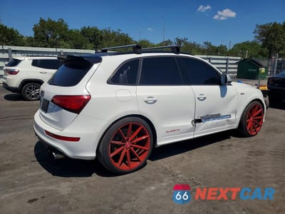 Trzecie zdjęcie samochodu z tyłu: 2014 AUDI SQ5 PREMIUM PLUS VIN:WA1CGAFP9EA129613 - miniatura