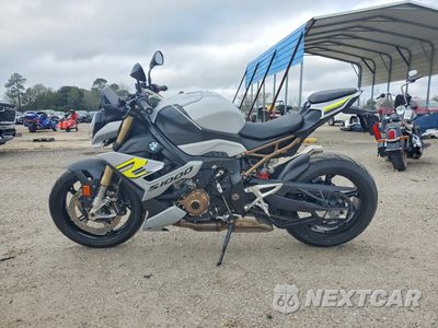 Trzecie zdjęcie samochodu z tyłu: 2022 BMW S 1000 R VIN:WB10E530XN6E36692 - miniatura