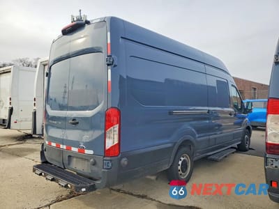 Trzecie zdjęcie samochodu z tyłu: 2020 FORD TRANSIT 250 DELIVERY VAN VIN:1FTBR3X86LKB33401 - miniatura