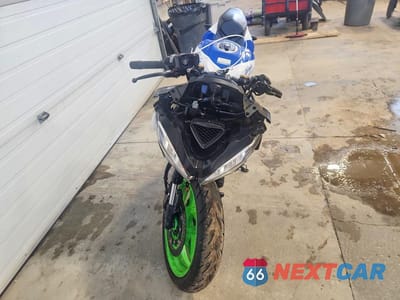 Drugie zdjęcie samochodu z przodu: 2024 KAWASAKI ZX400 S VIN:ML5ZXCS11RDA27012 - miniatura