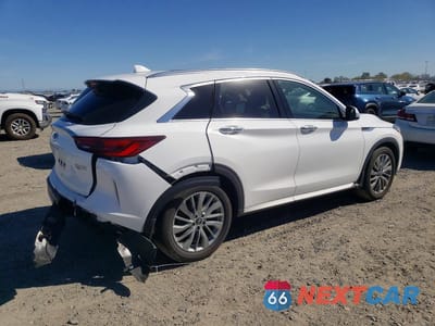 Trzecie zdjęcie samochodu z tyłu: 2023 INFINITI QX50 LUXE VIN:3PCAJ5BB0PF106327 - miniatura