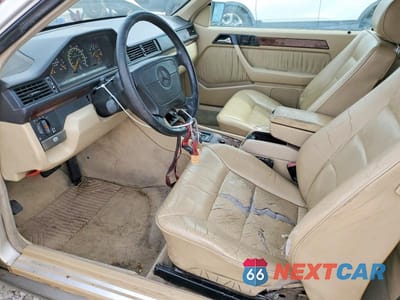 Zdjęcie 7 z 11 samochodu: 1995 MERCEDES-BENZ E 320 VIN:WDBEA66E8SC278587 - miniatura