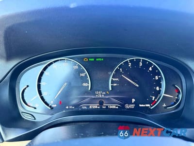 Zdjęcie 8 z 10 samochodu: 2019 BMW X3 SDRIVE30I VIN:5UXTR7C55KLR46680 - miniatura