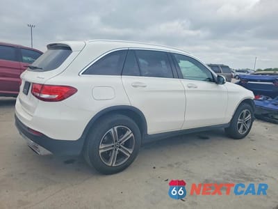 Trzecie zdjęcie samochodu z tyłu: 2017 MERCEDES-BENZ GLC 300 4MATIC VIN:WDC0G4KB9HF228454 - miniatura