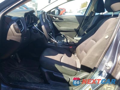 Zdjęcie 7 z 11 samochodu: 2015 MAZDA 3 TOURING VIN:3MZBM1L75FM193857 - miniatura