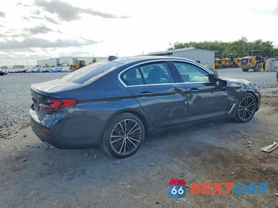 Trzecie zdjęcie samochodu z tyłu: 2021 BMW 530 I VIN:WBA53BH05MWW96593 - miniatura