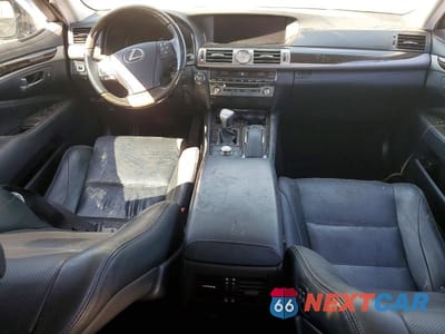 Zdjęcie 8 z 13 samochodu: 2017 LEXUS LS 460 BASE VIN:JTHBL5EF5H5146272 - miniatura