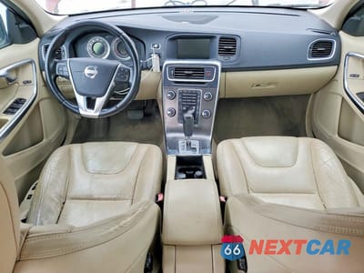 Zdjęcie 8 z 11 samochodu: 2012 VOLVO S60 T5 VIN:YV1622FS5C2119321 - miniatura