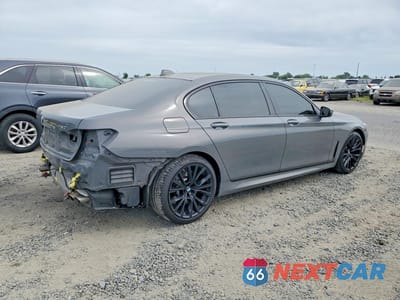 Trzecie zdjęcie samochodu z tyłu: 2022 BMW 750 XI VIN:WBA7U2C01NCG92527 - miniatura
