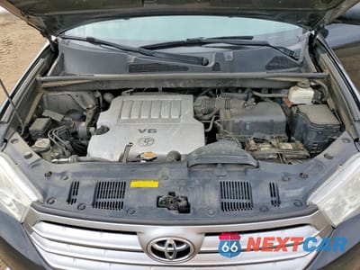 Zdjęcie 12 z 14 samochodu: 2013 TOYOTA HIGHLANDER BASE VIN:5TDBK3EH0DS265927 - miniatura