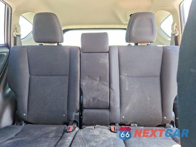 Zdjęcie 10 z 14 samochodu: 2017 TOYOTA RAV4 XLE VIN:JTMWFREV2HJ719015 - miniatura