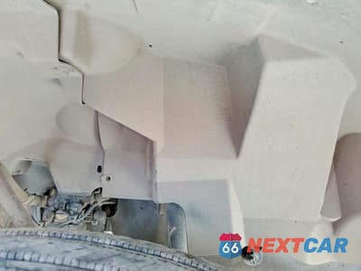 Zdjęcie 7 z 10 samochodu: 2016 VOLVO VNL SEMI TRUCK VIN:4V4N39TGXGN965492 - miniatura