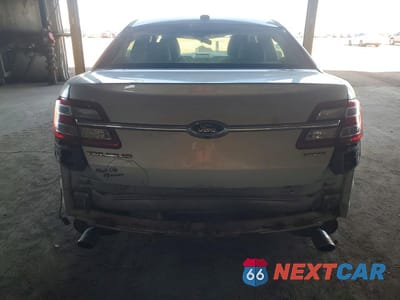 Zdjęcie 6 z 11 samochodu: 2016 FORD TAURUS SE VIN:1FAHP2D82GG109769 - miniatura