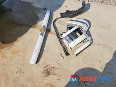 Zdjęcie 12 z 12 samochodu: 2017 CHEVROLET SILVERADO K1500 CUSTOM VIN:1GCVKPEC9HZ114985 - miniatura