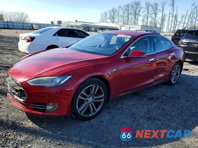 2015 TESLA MODEL S 85 5YJSA1H16FFP78354 - główne zdjęcie licytacji z USA - miniatura