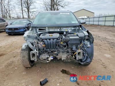 Piąte zdjęcie samochodu w środku: 2024 KIA SELTOS EX VIN:KNDERCAA3R7652250 - miniatura